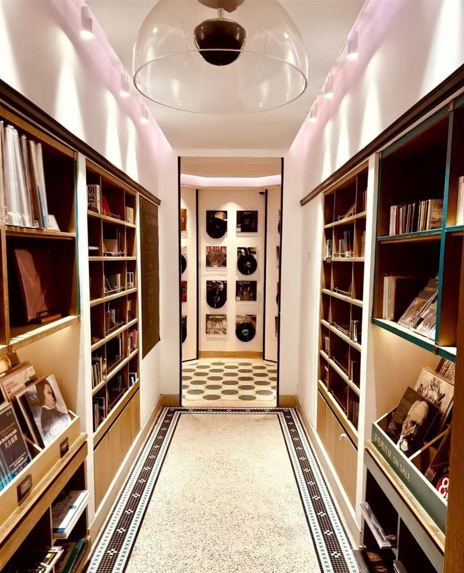 Turn over new leaf and discover city's unique bookstores