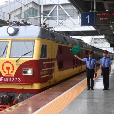China-Vietnam passenger train resumes after five years