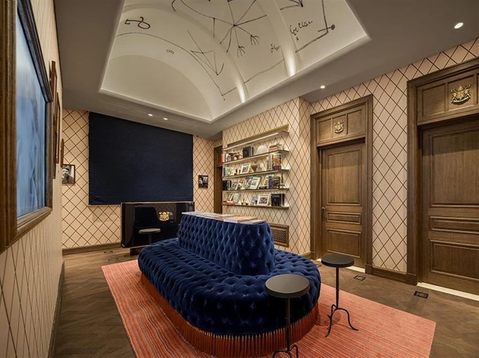 [First in Shanghai] Prada Dining, Loewe Castle & Roman Gelato: This Week's Must-See Firsts in Town