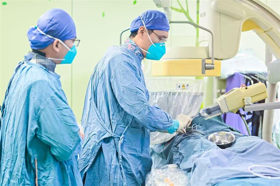 [China Tec] Local hospital becomes a leading eye cancer center in the world