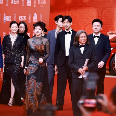 Luminaries shine at gala night of 27th Shanghai International Film Festival