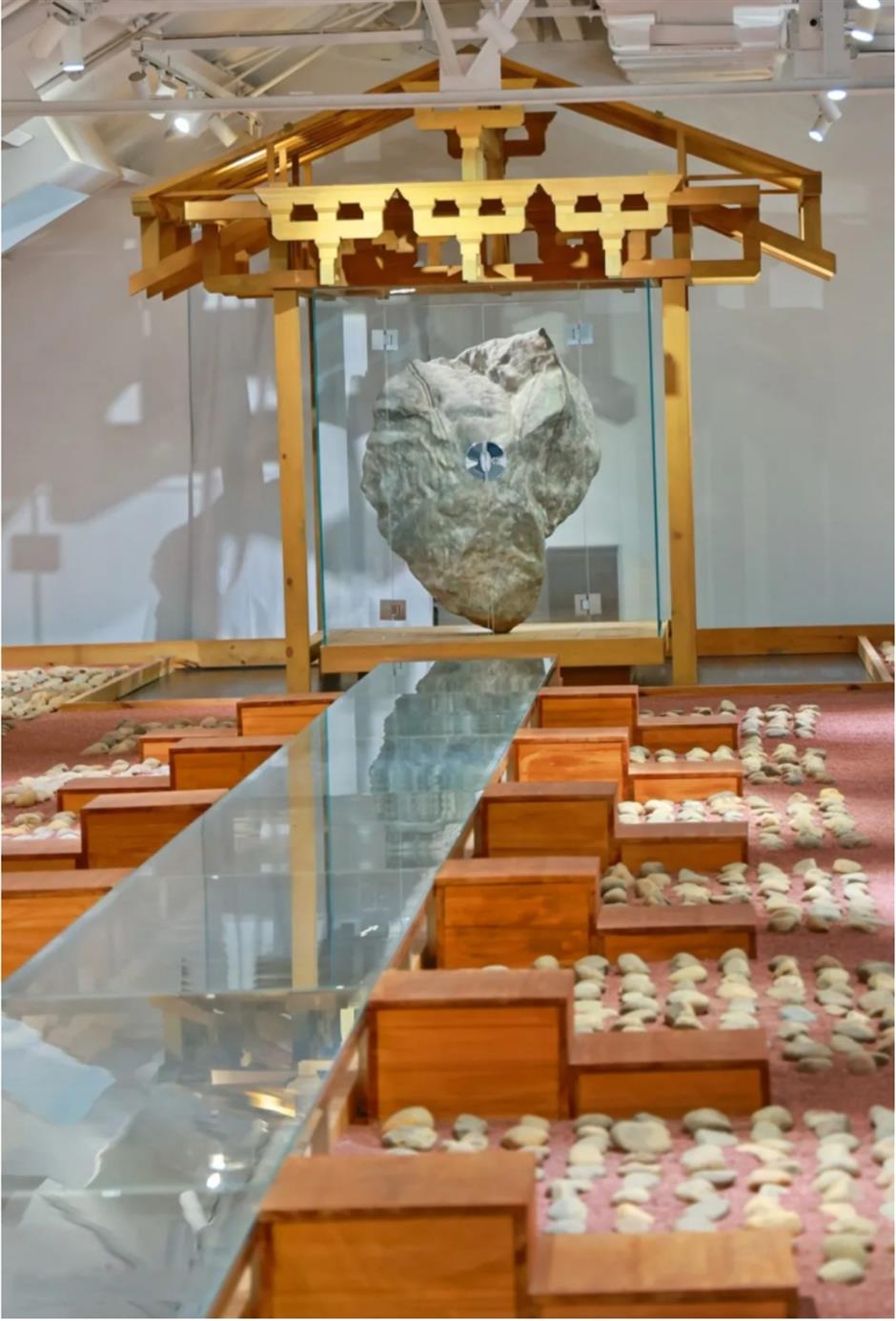 短短130米~上海的潮人最近可能都在这里