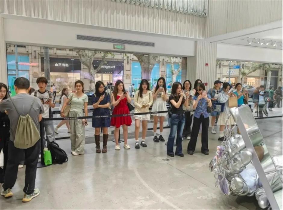 短短130米~上海的潮人最近可能都在这里