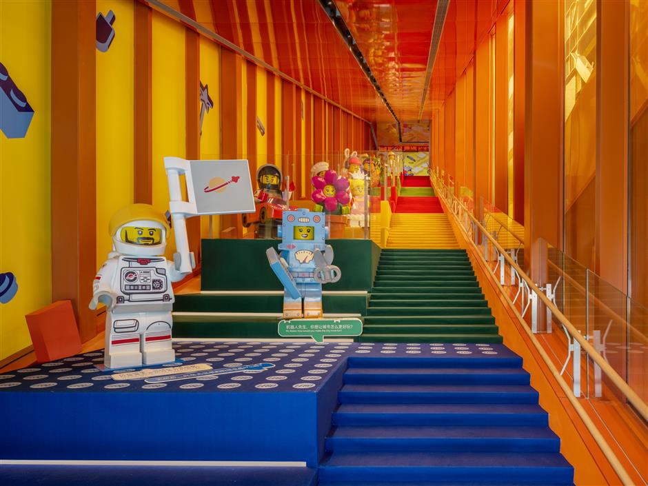 Top multinationals pledge firm commitment to Shanghai