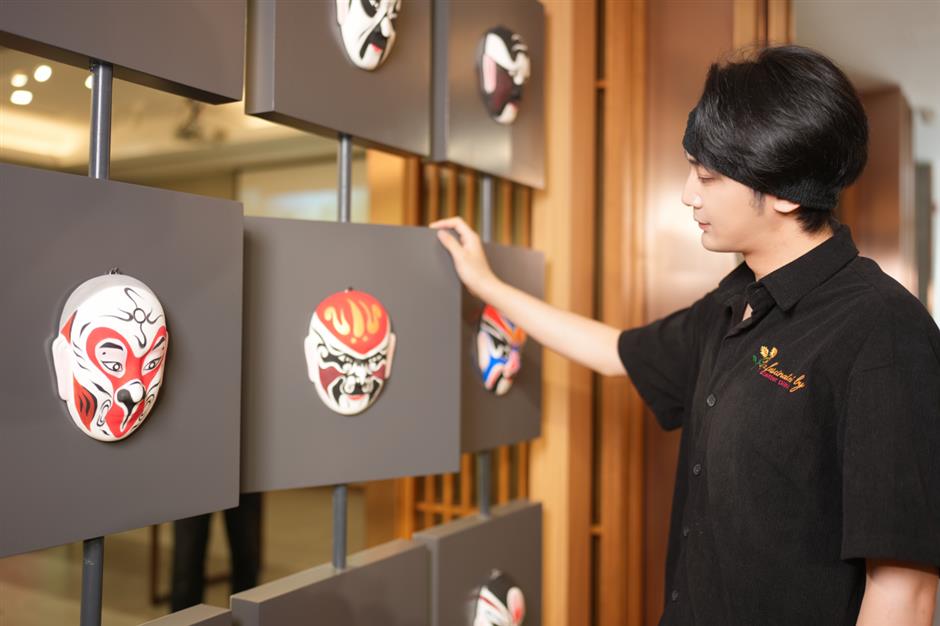 无需预约,免费参观!百件珍藏揭秘台前幕后