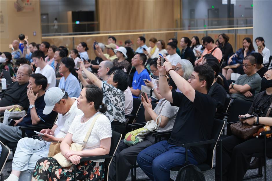 Bathhouse stories and Art Deco memories with Qiao Shanghai at the library