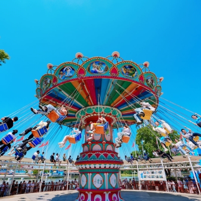 Enjoy enticing attractions at tourist resort