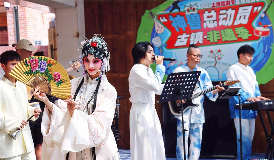 Shanghai launches ancient town tourism festival in Zhujiajiao