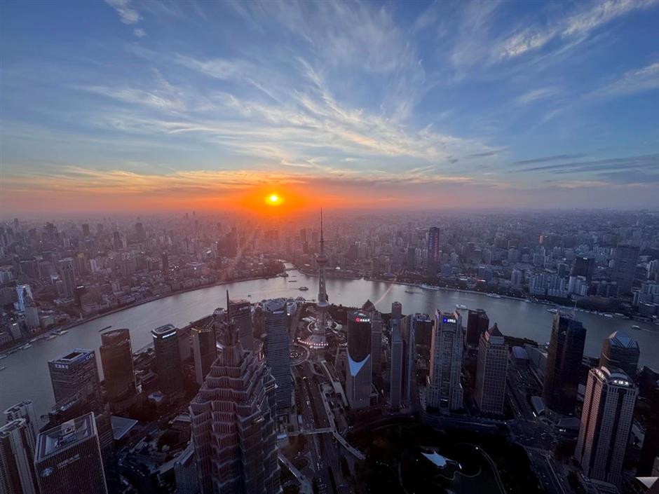 上海环球金融中心王者归来,474米高空解锁光影盛宴