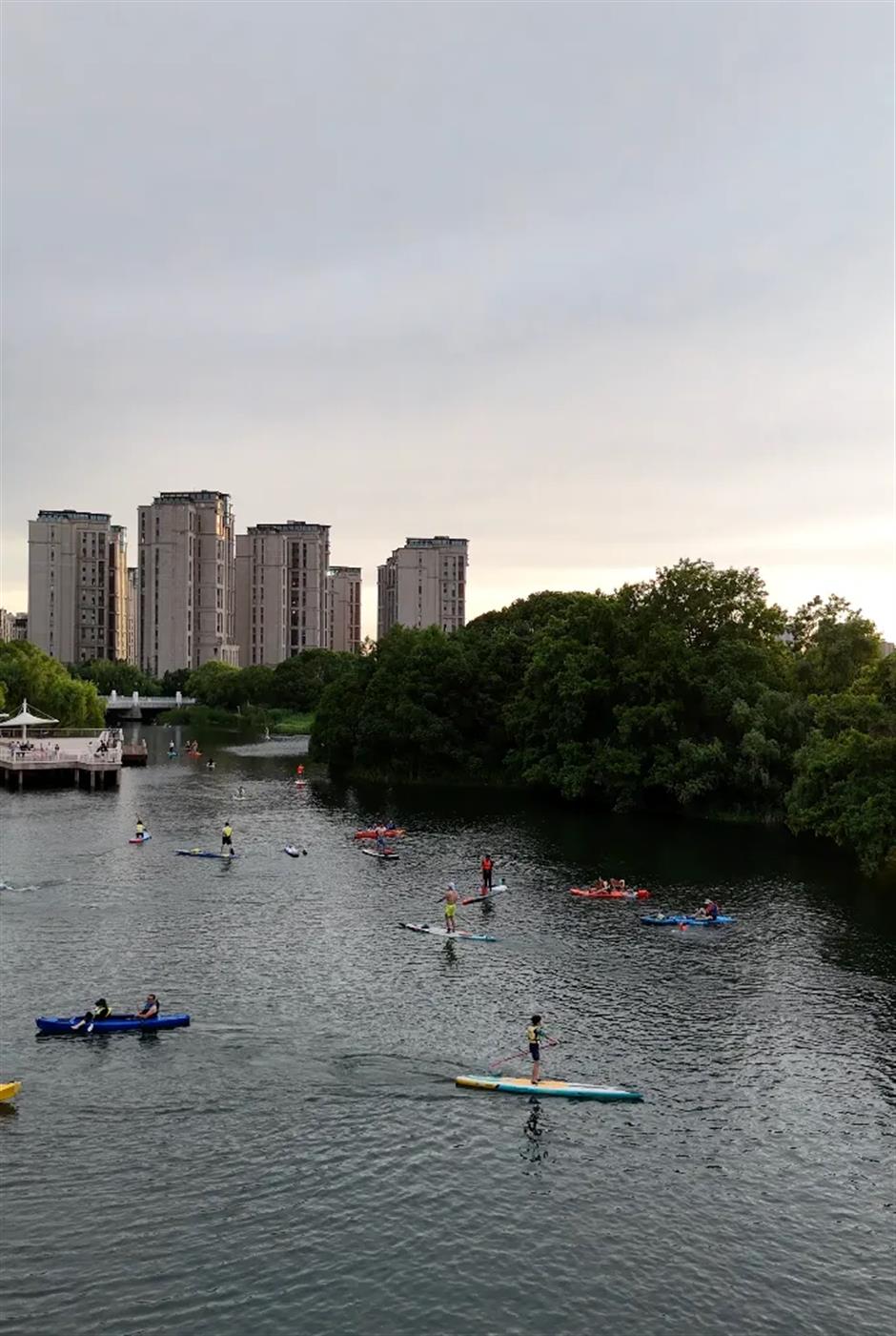 Suzhou Creek opens for public water sports this summer