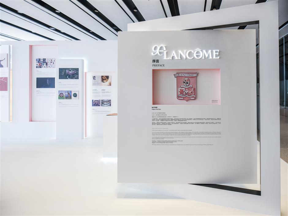 Paris museum exhibition unveils French-art activity