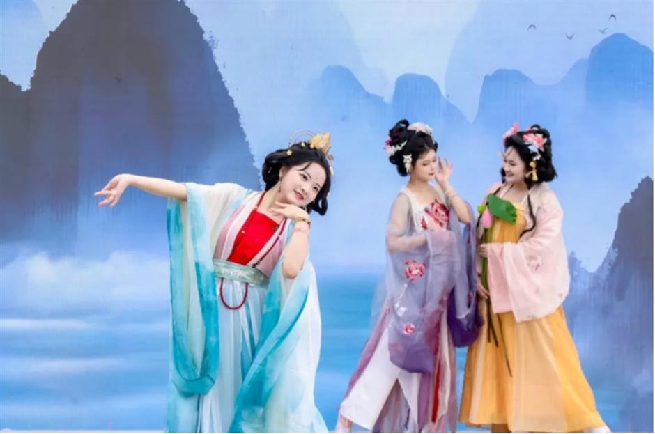 水岸交响赋能消费链,文旅脉动焕苏河活力!上海旅游节