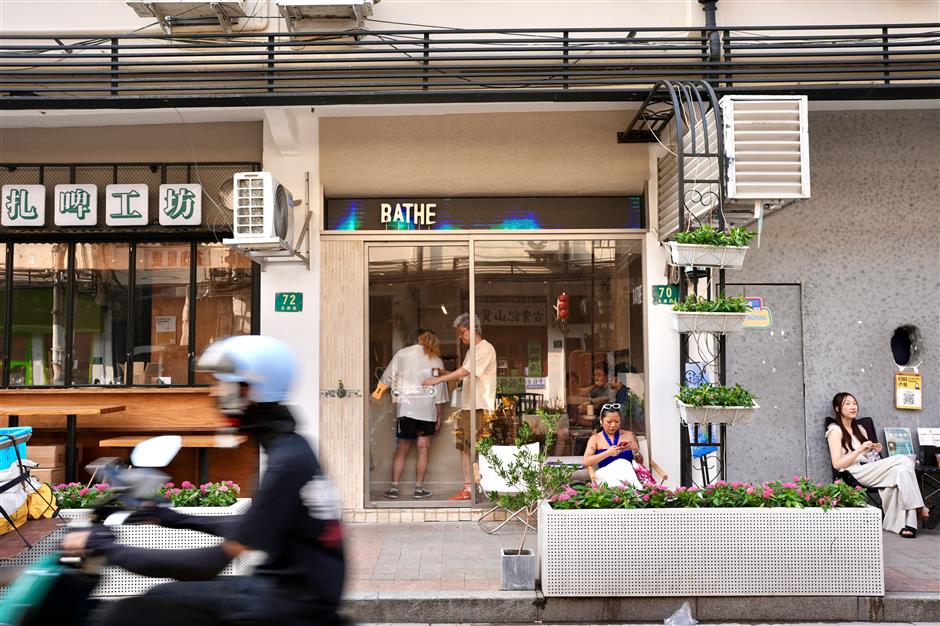 [Hai Lights] How modern cafés are brewing a revolution in the city