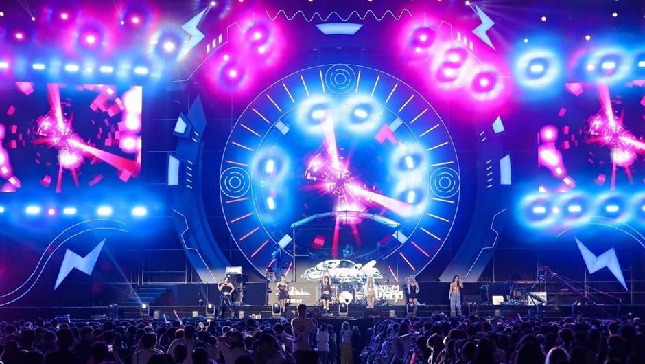 EV Music Festival entertains at Shanghai Happy Valley