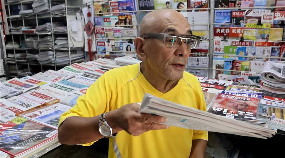 As print media becomes a dinosaur of the digital age, the last Shanghai newsagent counts its final days