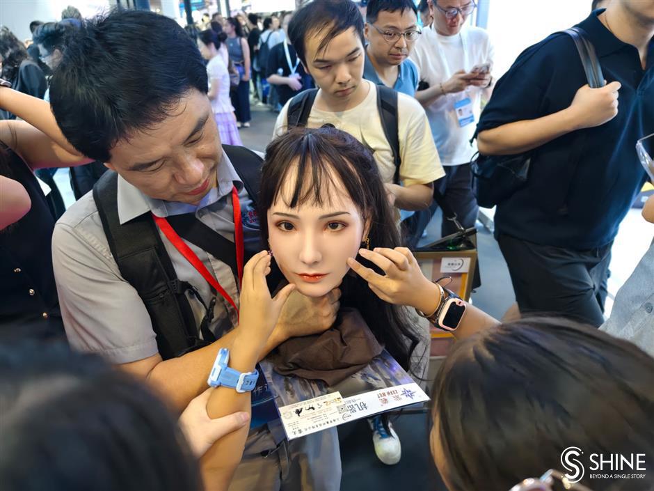 Humanoid robots and Shanghai's role in their development bedazzle AI conference