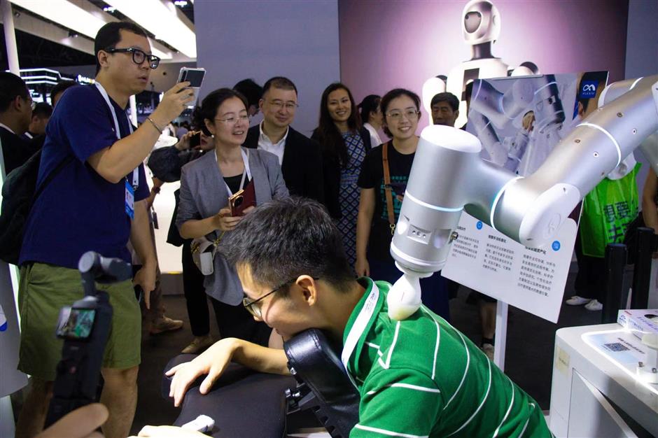 Humanoid robots and Shanghai's role in their development bedazzle AI conference