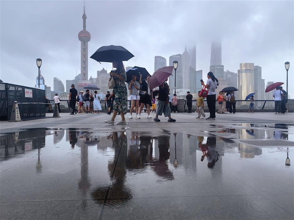 Typhoon Co-may likely  to  make landfall in between Shanghai's Pudong and Fengxian