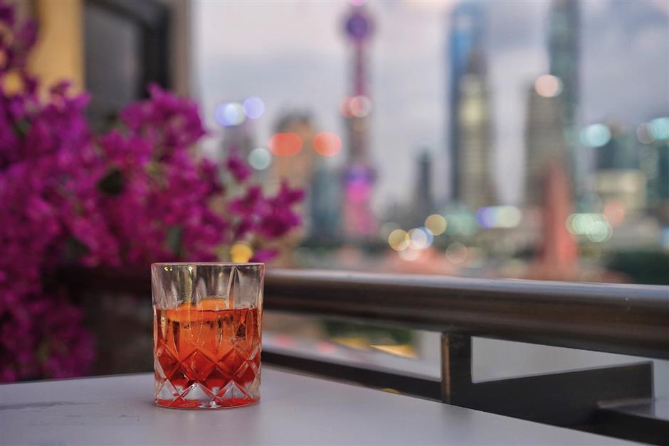 [Nightlife] The Greek-inspired take-over at Bellagio's rooftop