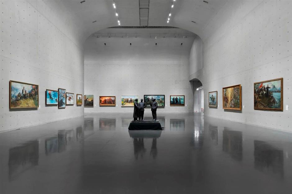 Shanghai's Gallery Night Tour! Exploring Art in a New Light
