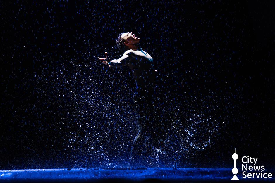Russian dance 'Show In The Rain' dazzles Shanghai stage