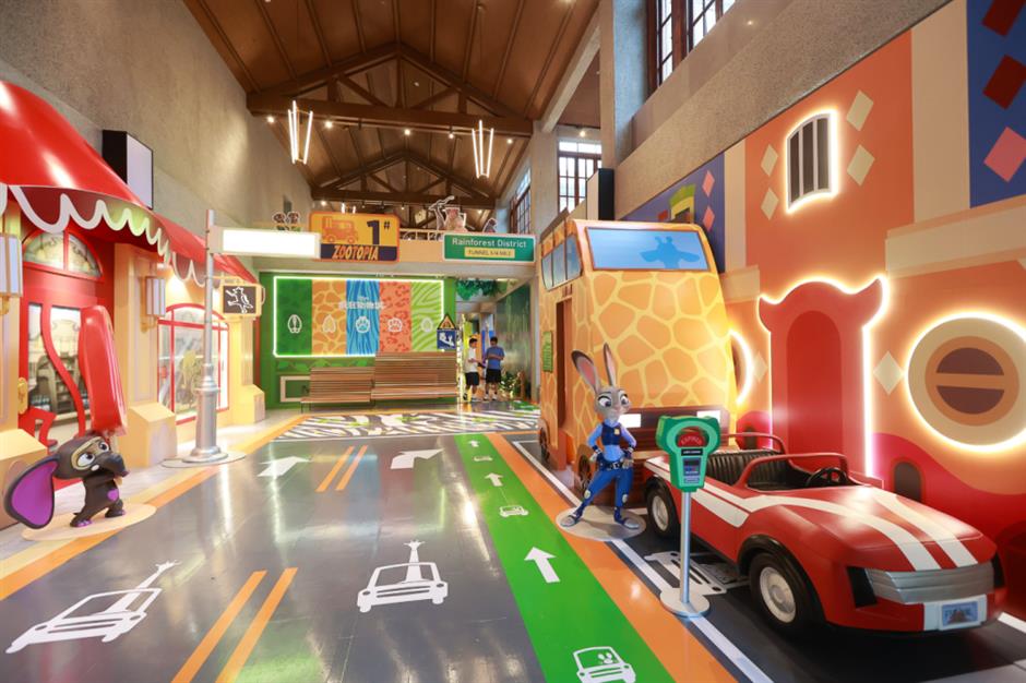 夜游百年古园林、登陆世界冒险岛、打卡