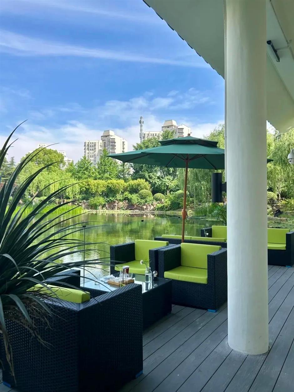 絕美窗景!上海這些公園咖啡館,一眼清涼
