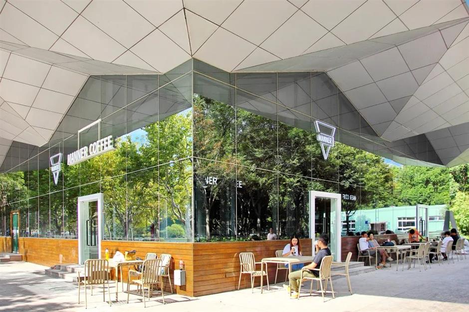 絕美窗景!上海這些公園咖啡館,一眼清涼