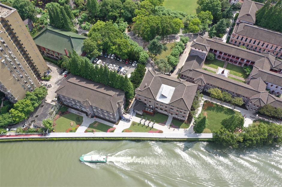 Another green space opens to public in Shanghai, winning kudos