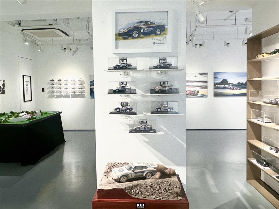 Shanghai's Gallery Night Tour! Exploring Art in a New Light