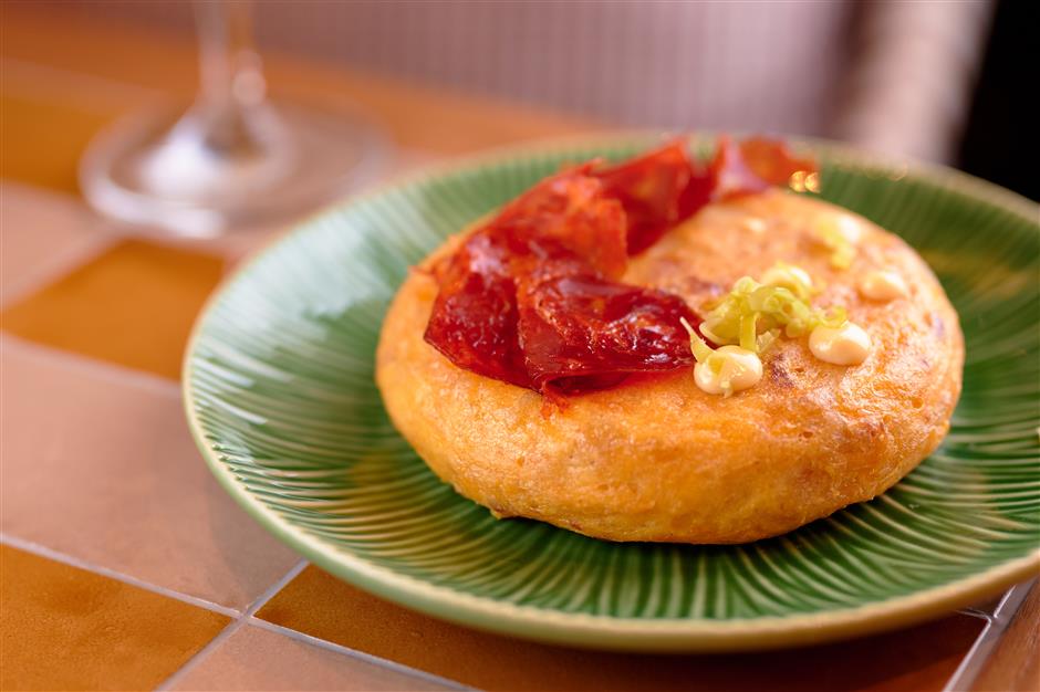 [New Eats] Sultry Spanish Tapas & Sangria at New Rootop, Atica