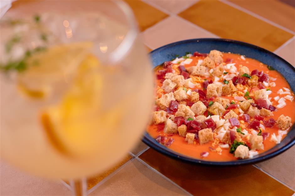 [New Eats] Sultry Spanish Tapas & Sangria at New Rootop, Atica
