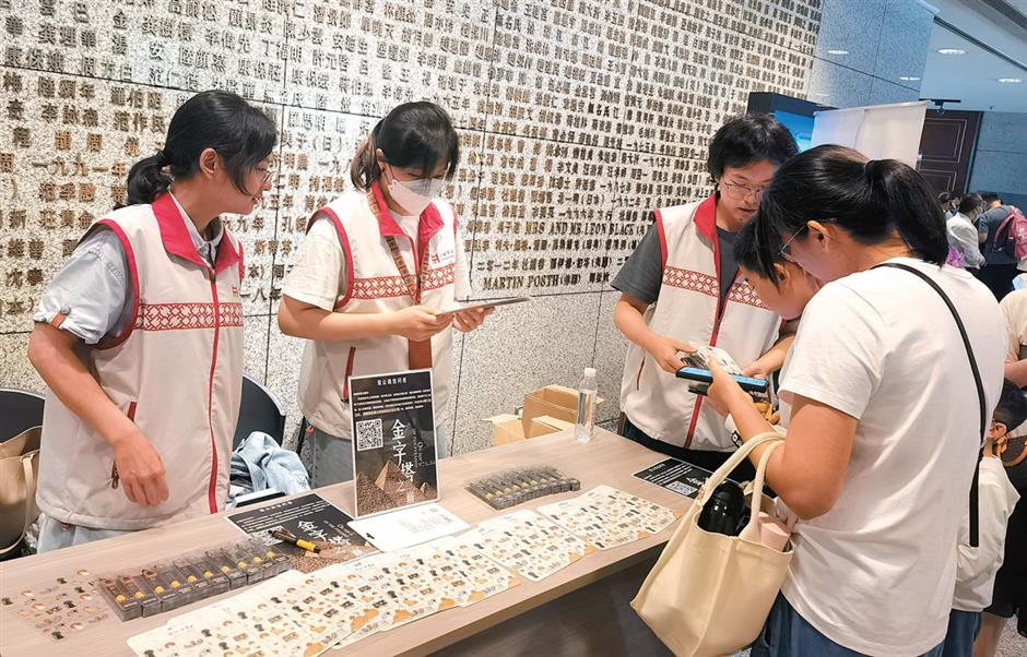 观众277万人次,总营收7.6亿,上海博物馆古埃及文明大展创下多项世界纪录昨晚闭幕