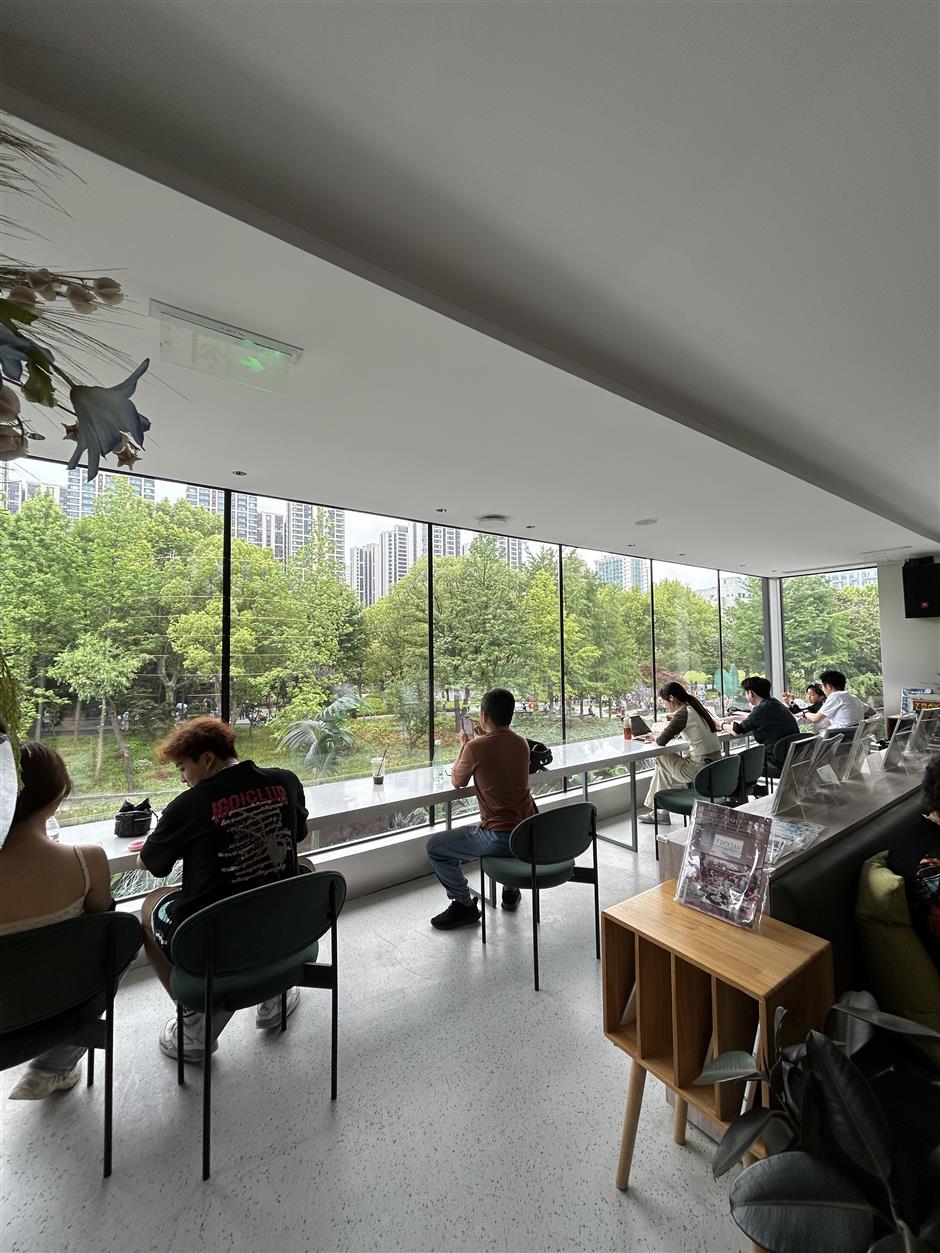 Global acclaim begins a new chapter for Shanghai's Heping Library