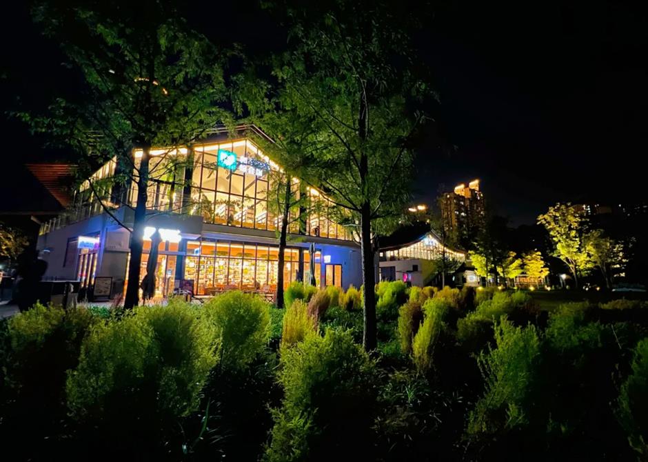 Global acclaim begins a new chapter for Shanghai's Heping Library