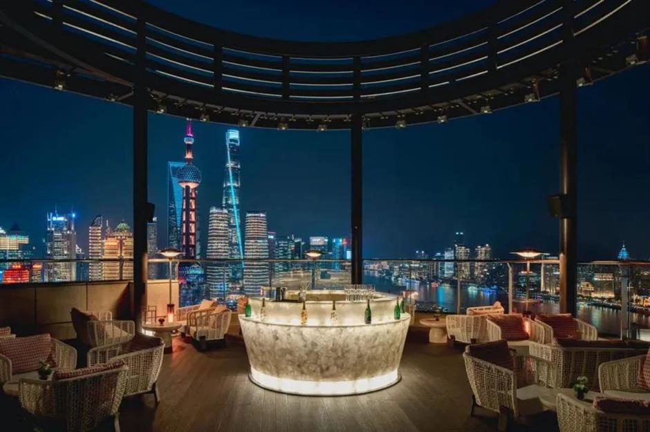 日落後出發!解鎖北外灘「夜間模式」