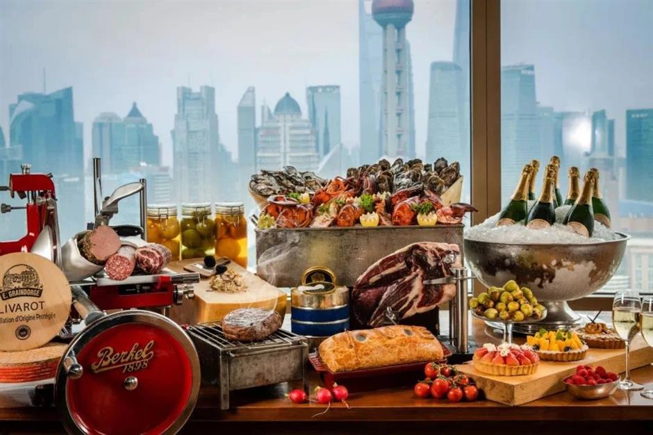 日落後出發!解鎖北外灘「夜間模式」