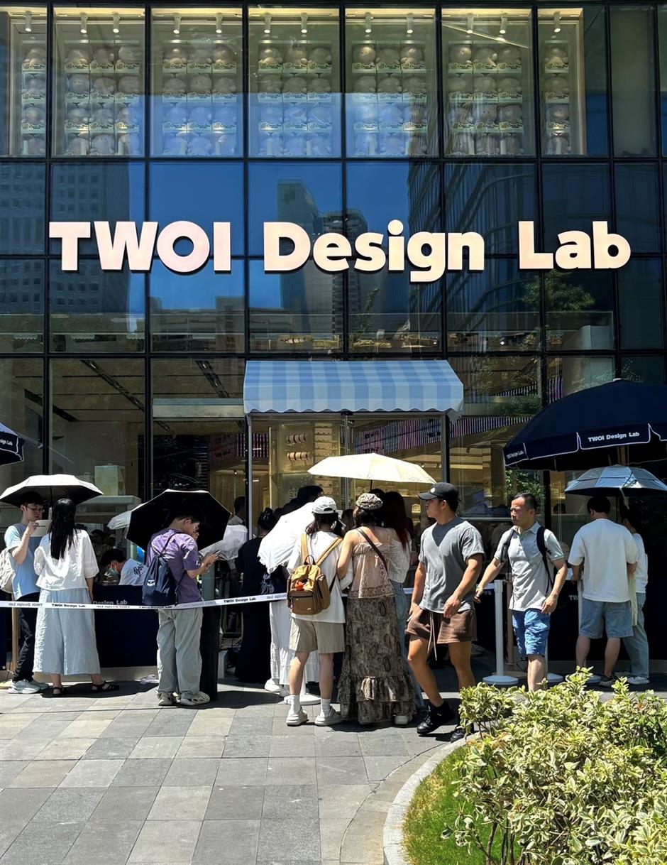 [First in Shanghai] Shanghai gets into the groove with ceamwear chic, anime streets, and posh pet life