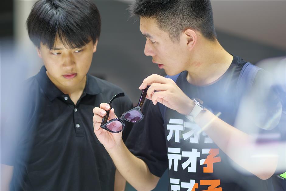Tomorrow's technology today: the burgeoning market for smart glasses