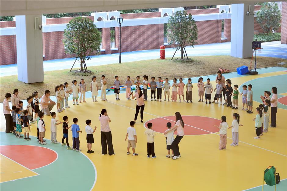 City opens 34 additional schools as new semester begins