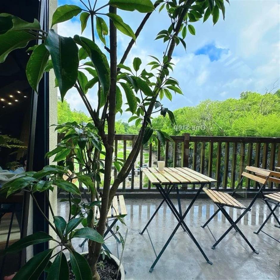 在上海!这是咖啡馆?一眼九寨沟!