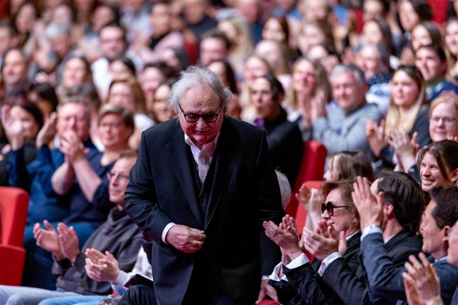 German musical hit songs presented at star-studded concert