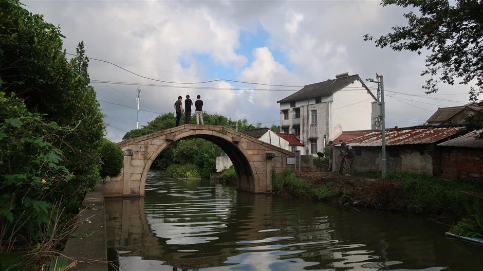 Shanghai restores ancient bridges to revive rural heritage