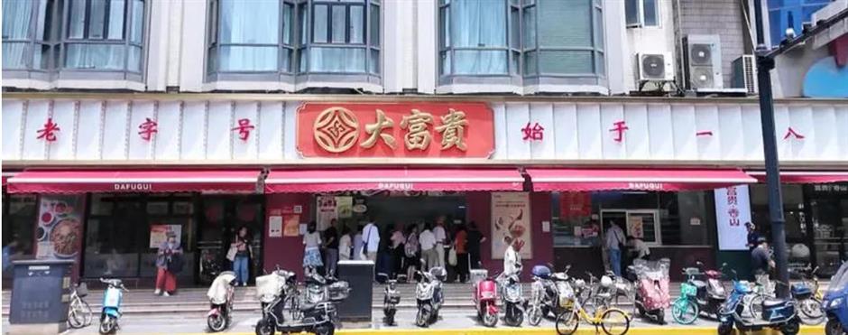 平價遊黃浦攻略來啦!免費展覽、百年公交、平價老字號……文藝又省錢~