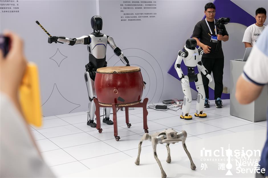 Fintech conference showcases latest robotic solutions, AI progress