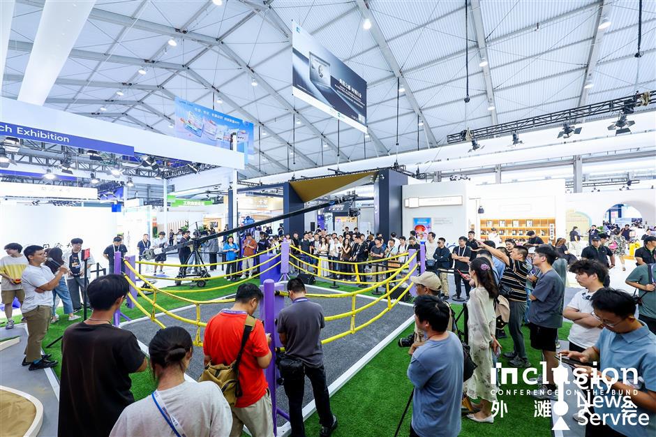 Fintech conference showcases latest robotic solutions, AI progress