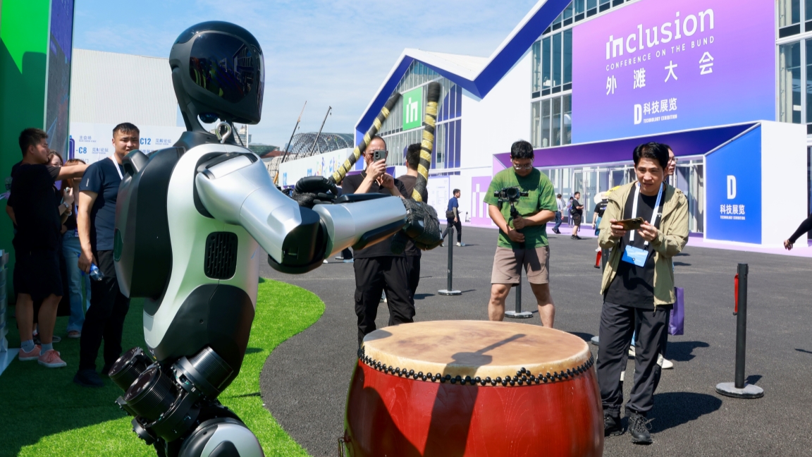 City pledges bold steps to boost fintech service ecosystem