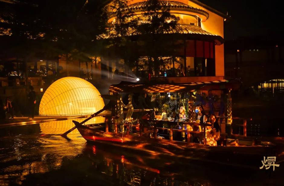 A kaleidoscope of classic tourist events to kick off