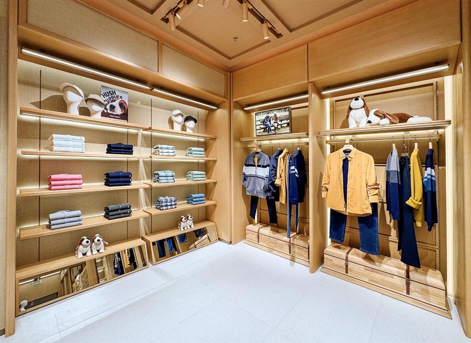 [First in Shanghai] From House of H&M to Labubu, Global Brands Are Lighting up the Scene