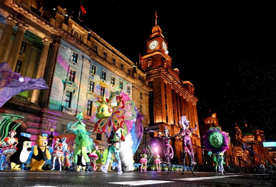 第36届上海旅游节大巡游活动拉开帷幕,陈吉宁龚正出席启动活动